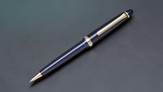 The Best Signature Pens for Making an Impression