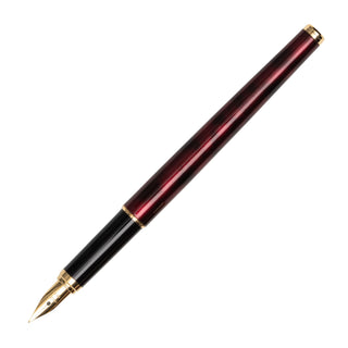 Pilot Cavalier Marbled Fountain Pen Fine Black & Red full view – Shibuya Stationery