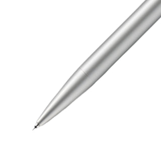 Zoom L105 Ballpoint Pen 0.5mm Silver pen tip close-up – Shibuya Stationery